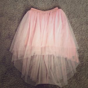 Kid’s High- low skirt.